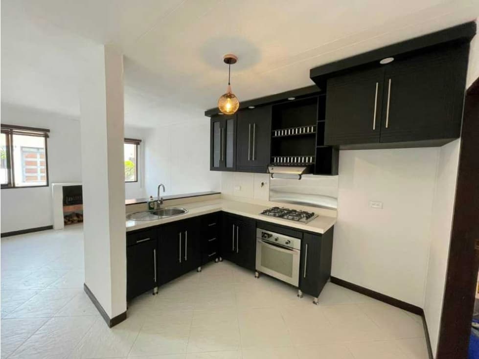 VENDO CASA EN EL RETIRO PEMPENAO - 1
