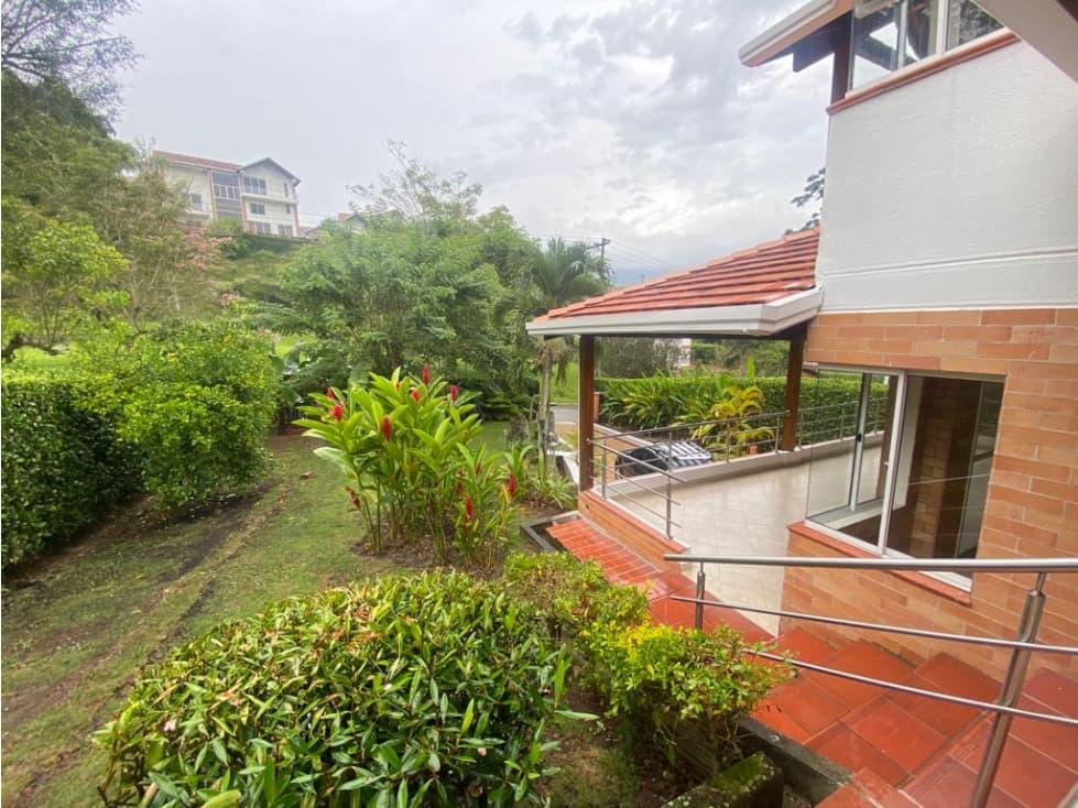 ARRIENDO CASA CAMPESTRE EN CONJUNTO CERRADO PIEDECUESTA COD:424 - 1