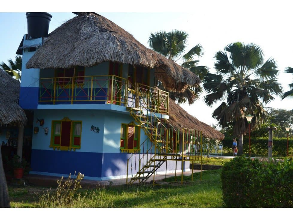 HERMOSA FINCA DE DESCANSO EN VENTA - 1