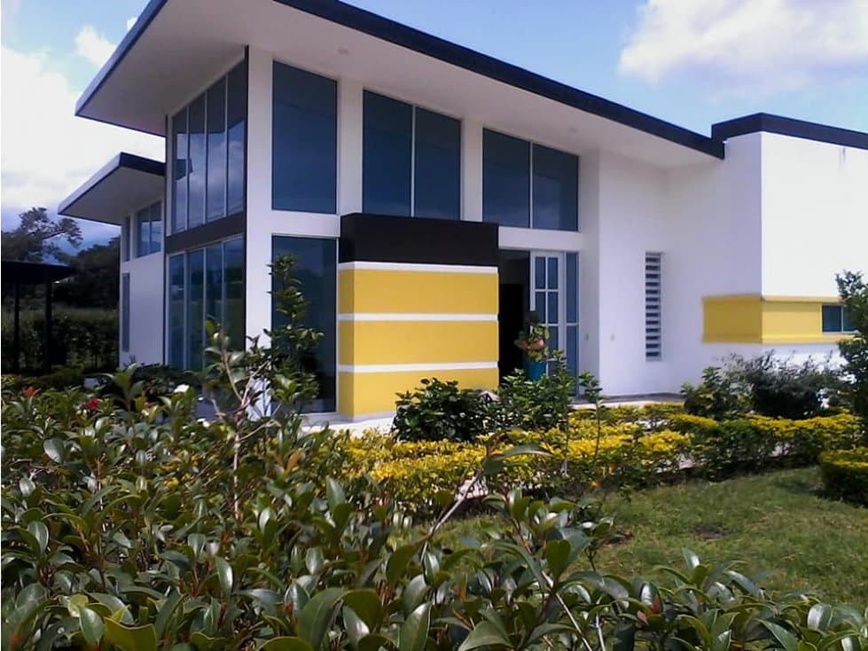 SE VENDE O SE PERMUTA CASA QUINTA EN CHINAUTA - 1