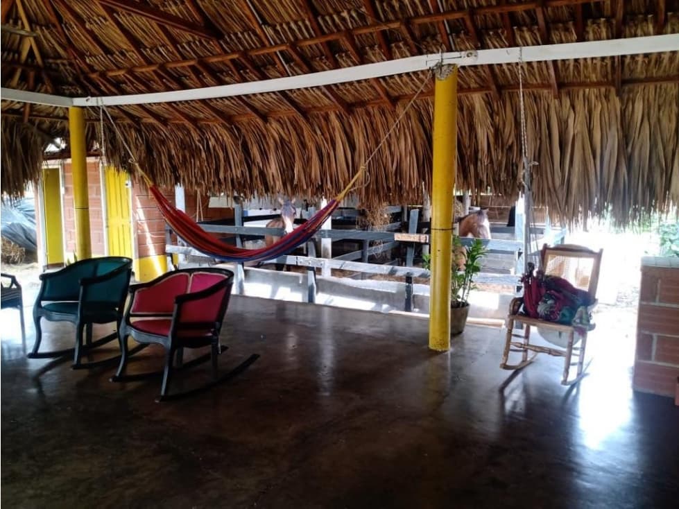 SE ARRIENDA CASA CAMPESTRE EN KM 12 DE MONTERIA - 1