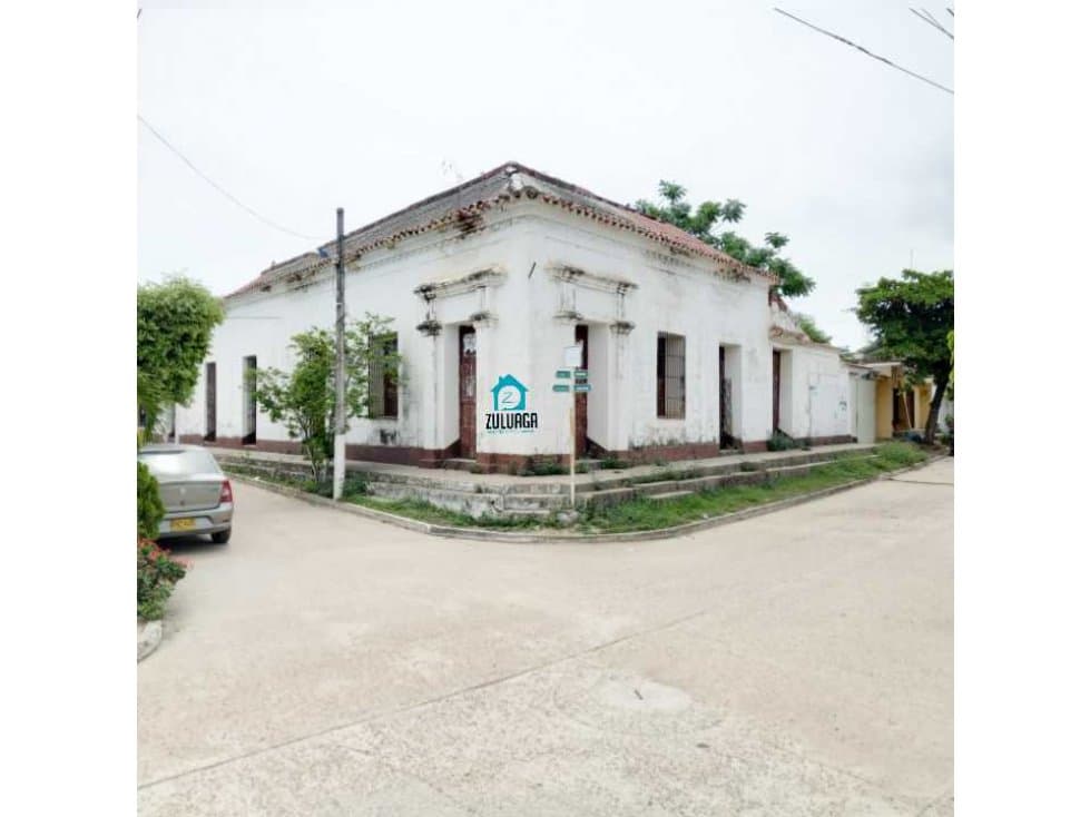 En Venta Casa en Santana , para Restaurar , ideal para negocio. - 1