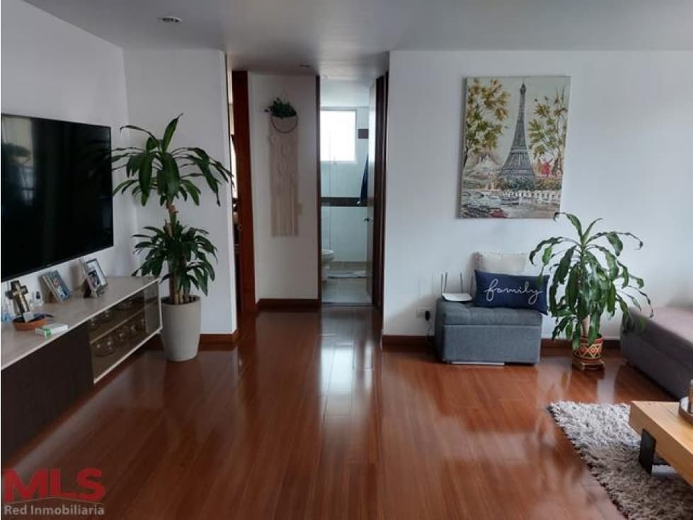 Hermoso apartamento en Santa Bárbara Occidental.(MLS#238668) - 1