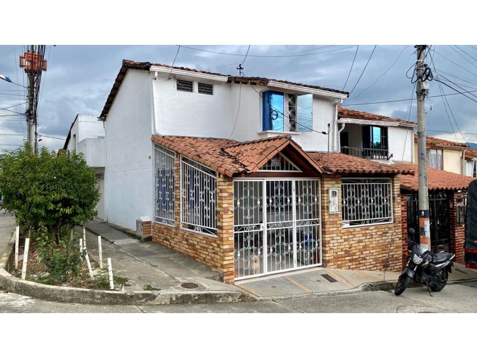 SE ARRIENDA CASA EN PIEDECUESTA - 1
