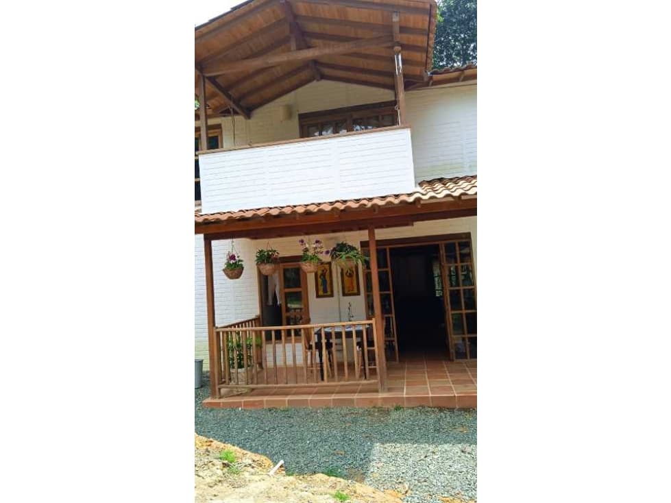 Se vende casa campestre de 135 M2 por la variante Caldas - 1