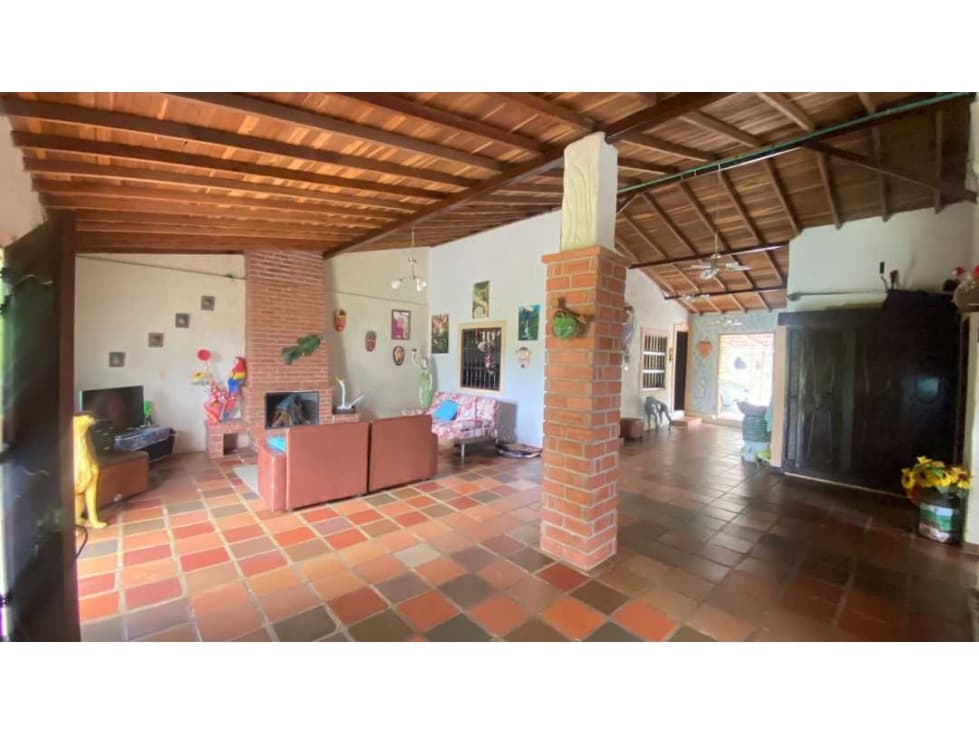 SE VENDE HERMOSA CASA EN TAMESIS ANTIOQUIA - 1