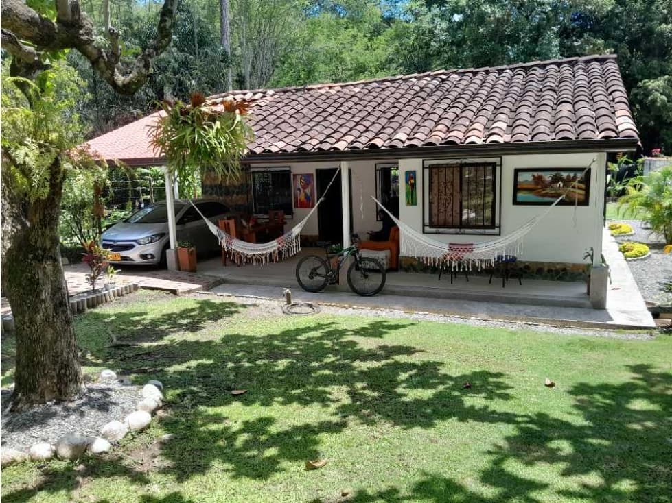 VENTA DE CASA CAMPESTRE, LA PINTADA ,SUROESTE ANTIOQUEÑO - 1