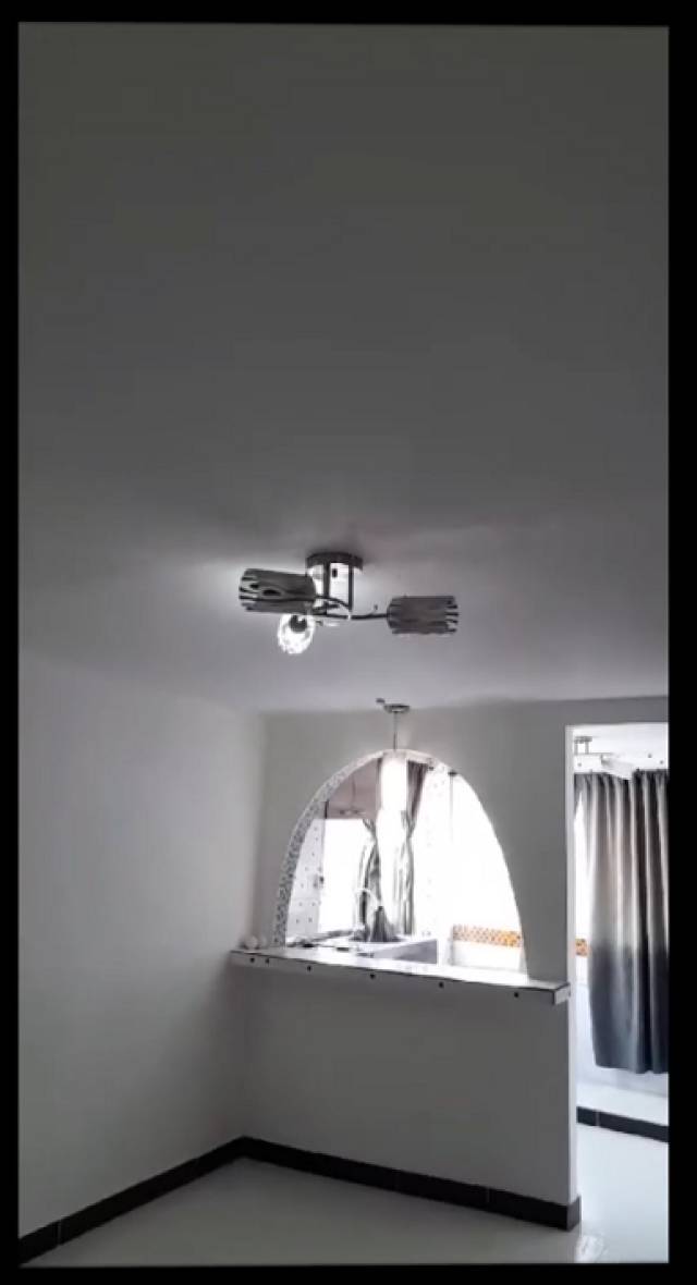 VENDO CASA DE TRES PLANTAS EN VISTA HERMOSA O VILLA DEL MAR (SOLO AL CONTADO) - 2