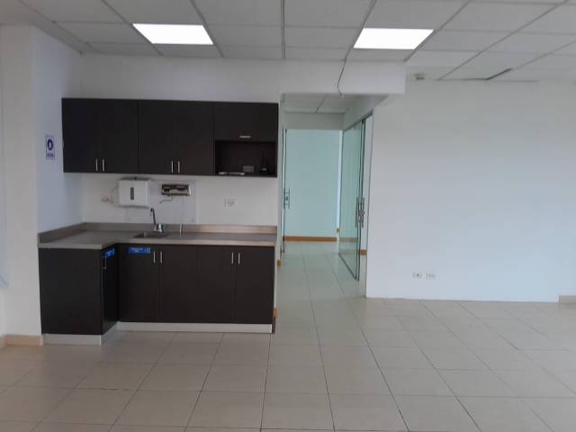 ARRIENDO HERMOSA OFICINA Y ESPACIOSA EN EXCLUSIVA ZONA DE BOGOTA CHICO NORTE - 7