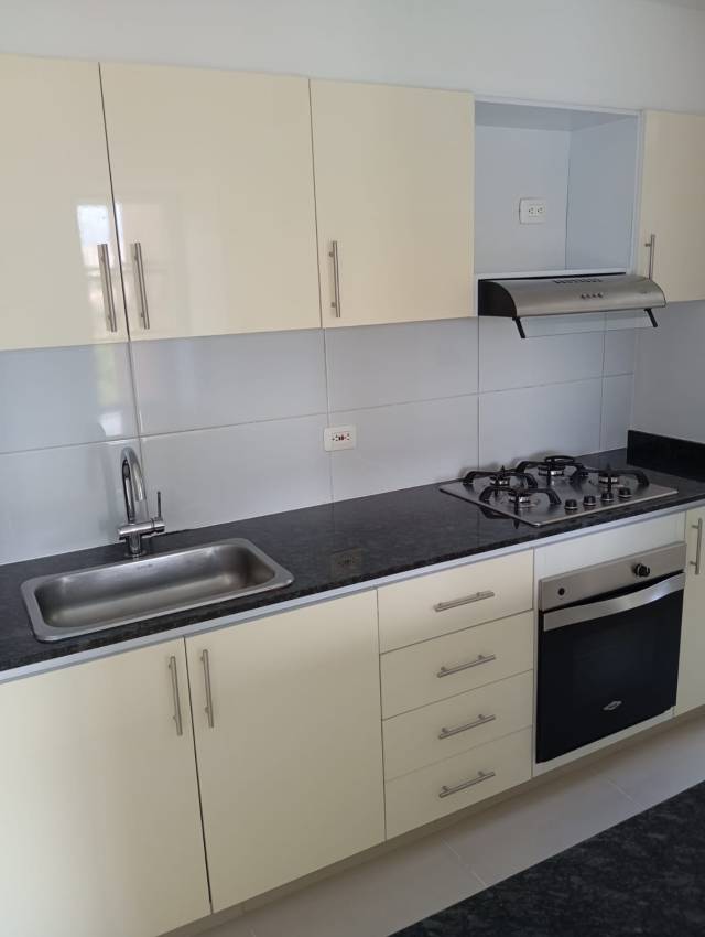 APARTAMENTO EN VENTA - 3