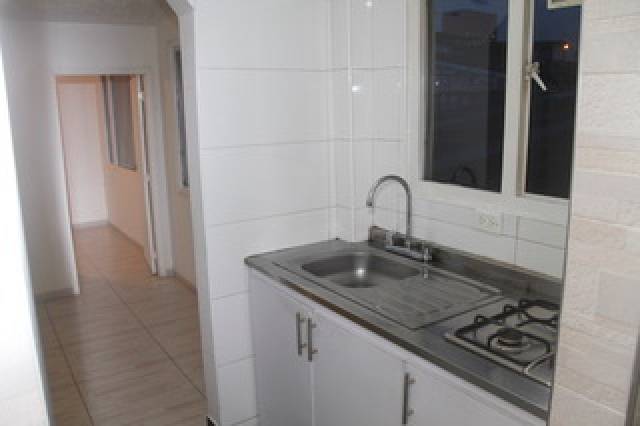 ARRIENDO LINDO APARTAESTUDIO EN SANTA MARIA DEL LAGO BOGOTA. - 1