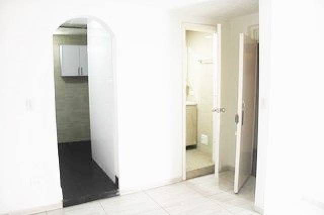 ARRIENDO LINDO APARTAESTUDIO EN SANTA MARIA DEL LAGO BOGOTA. - 4